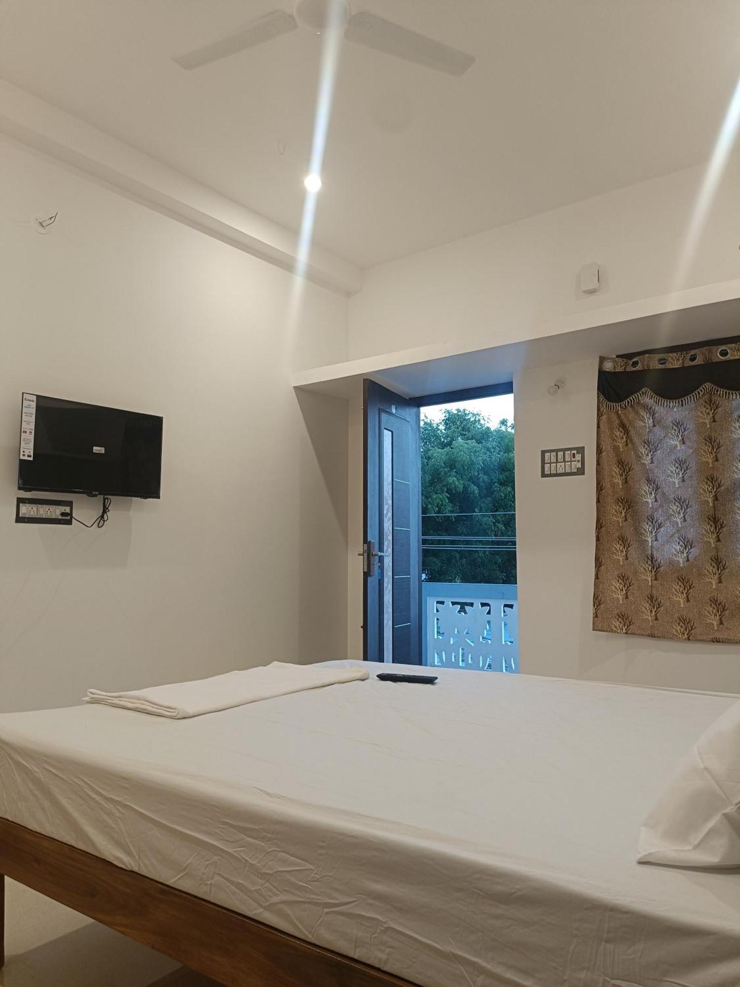 La Starlight Stay Puducherry Buitenkant foto